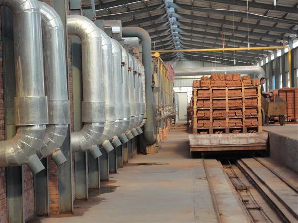 120×2.8米煤、氣兩用燒紅瓦隧道窯